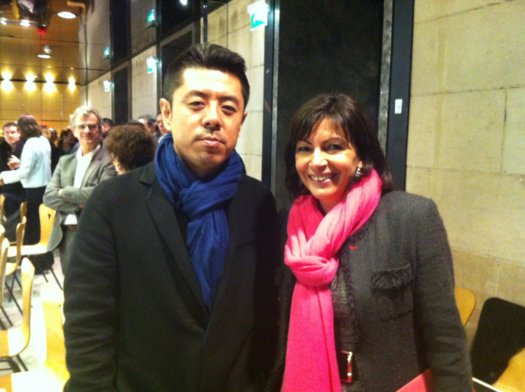 24_MAD_UNIC-Residential_Ma-Yansong-and-Mayor-of-Paris